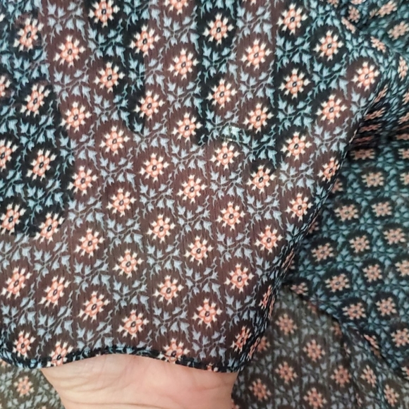 Guess shirt - Picture 4 of 6